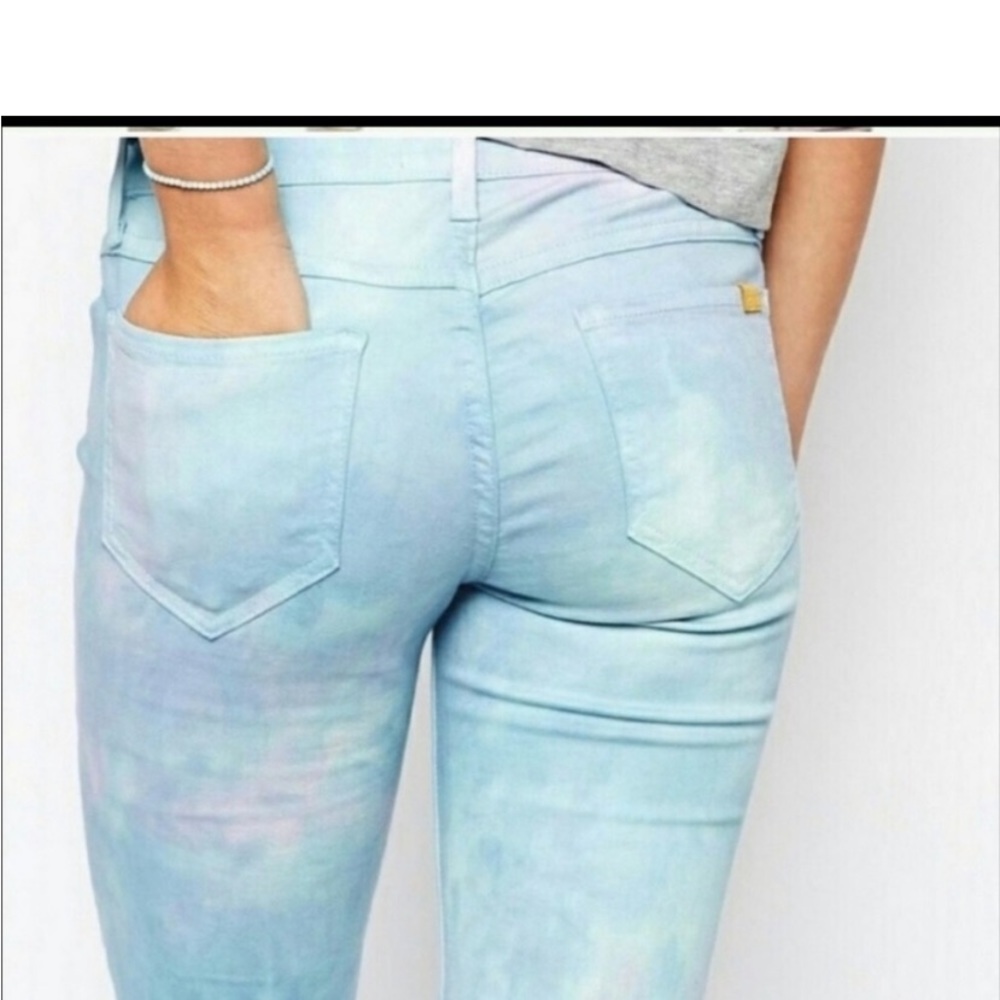 Wildfox Marianne Daydream Mid Rise Skinny Jeans Sz 25  MSRP: $110 HP 9/25! NWT - Picture 2 of 7